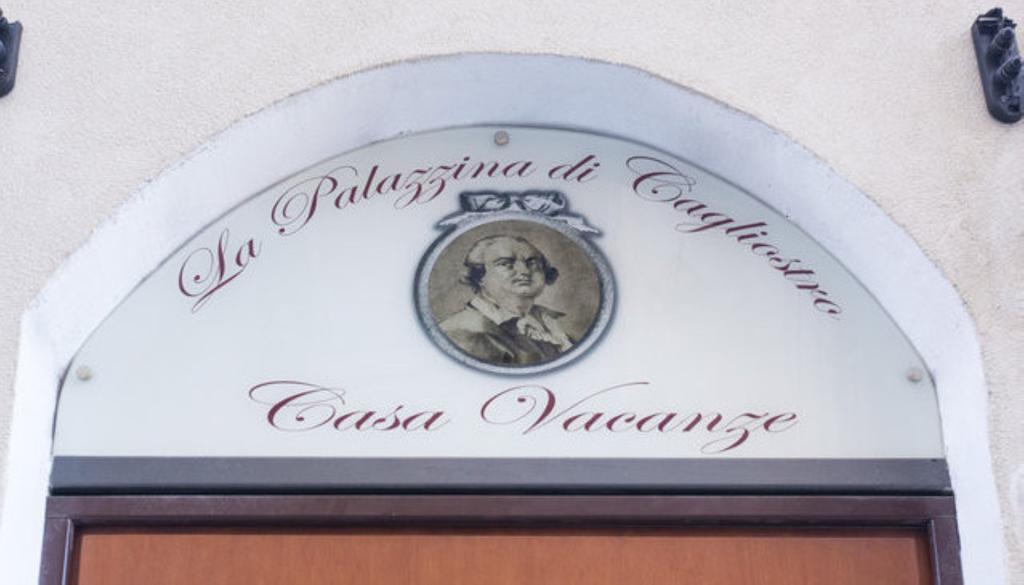 La Palazzina Di Cagliostro Apartment Палермо Стая снимка